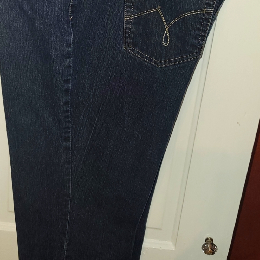 WOMENS Jeans